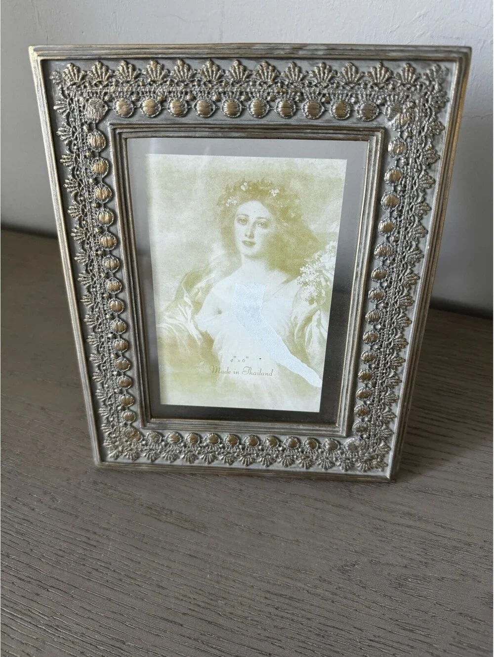 Vintage Gold Brushed Silver Metal Ornate Picture Photo Frame Made In India 4x6